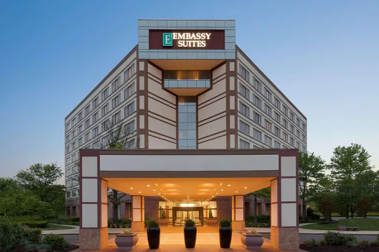 Embassy Suites by Hilton Baltimore en el aeropuerto BWI