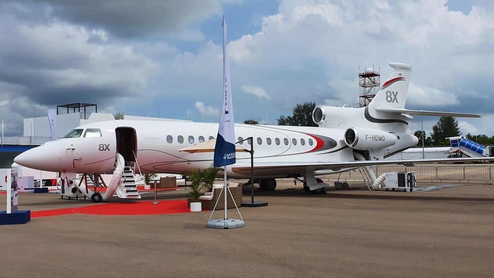 Dassault Falcon 8X