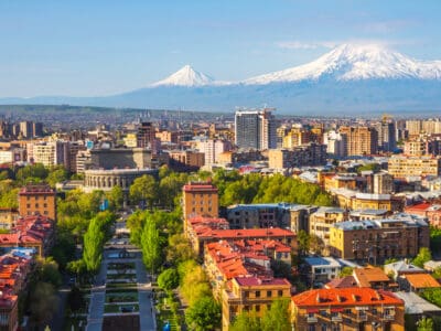 Carros a jato particulares para Yerevan